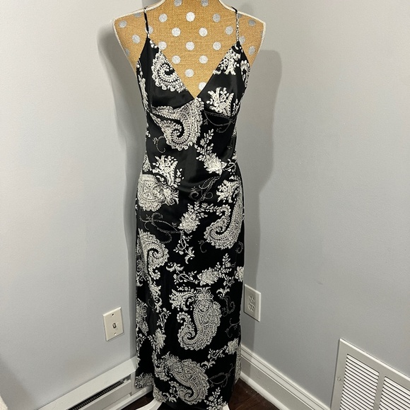 Y2K Victoria’s Secret Maxi Satin Slip Dress Low Exposed Back Size Large - Picture 1 of 7